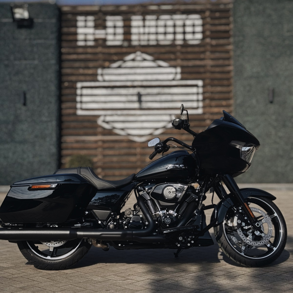 Мотоцикли : Harley-Davidson Road Glide 117 2025